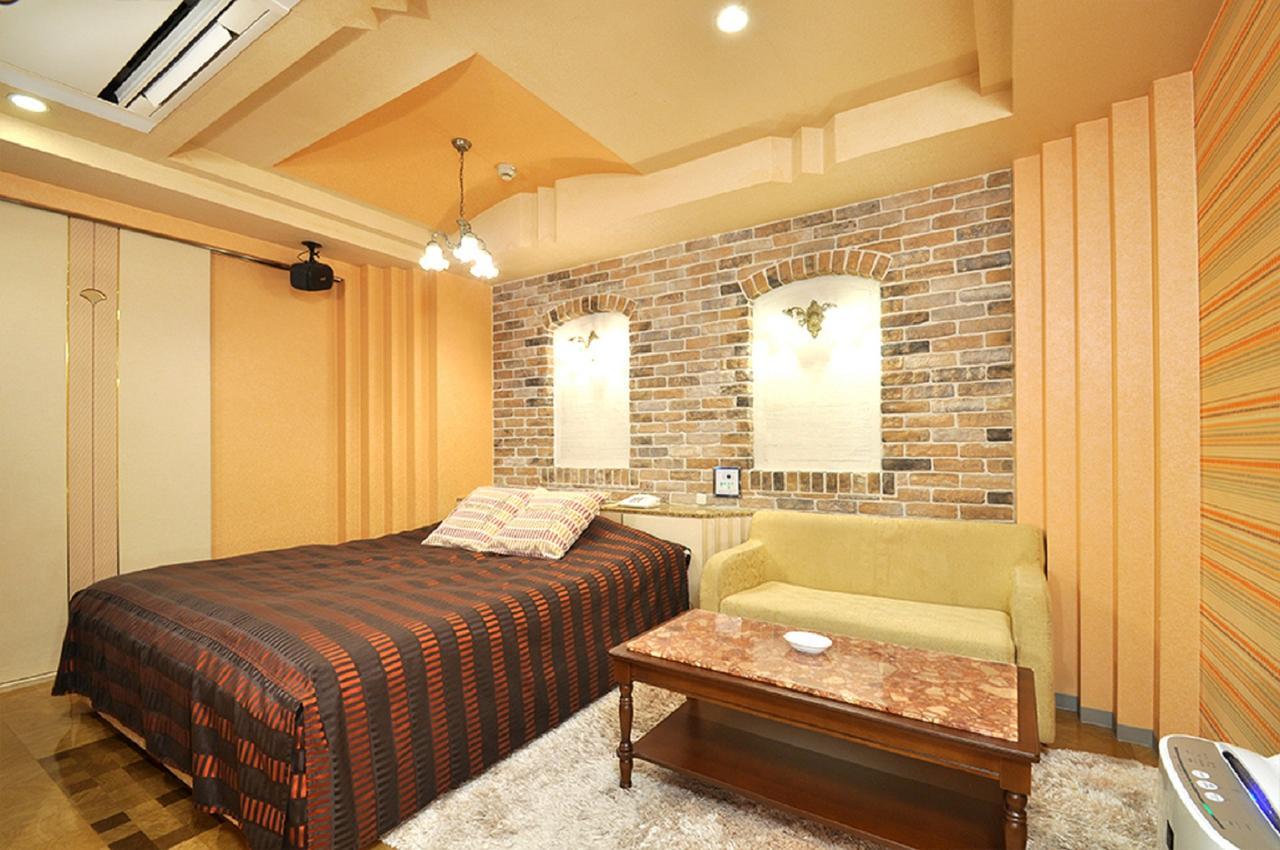 Hotel Roselips Tsuruhashi (Adults Only) Oszaka Kültér fotó
